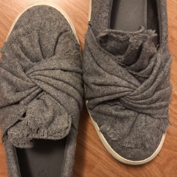 Casual Slip on Sneaker - Picture 3 of 5